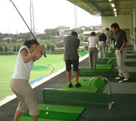 ゴルフスクールは横浜スパークゴルフクラブ　PGAゴルフスクールのご案内